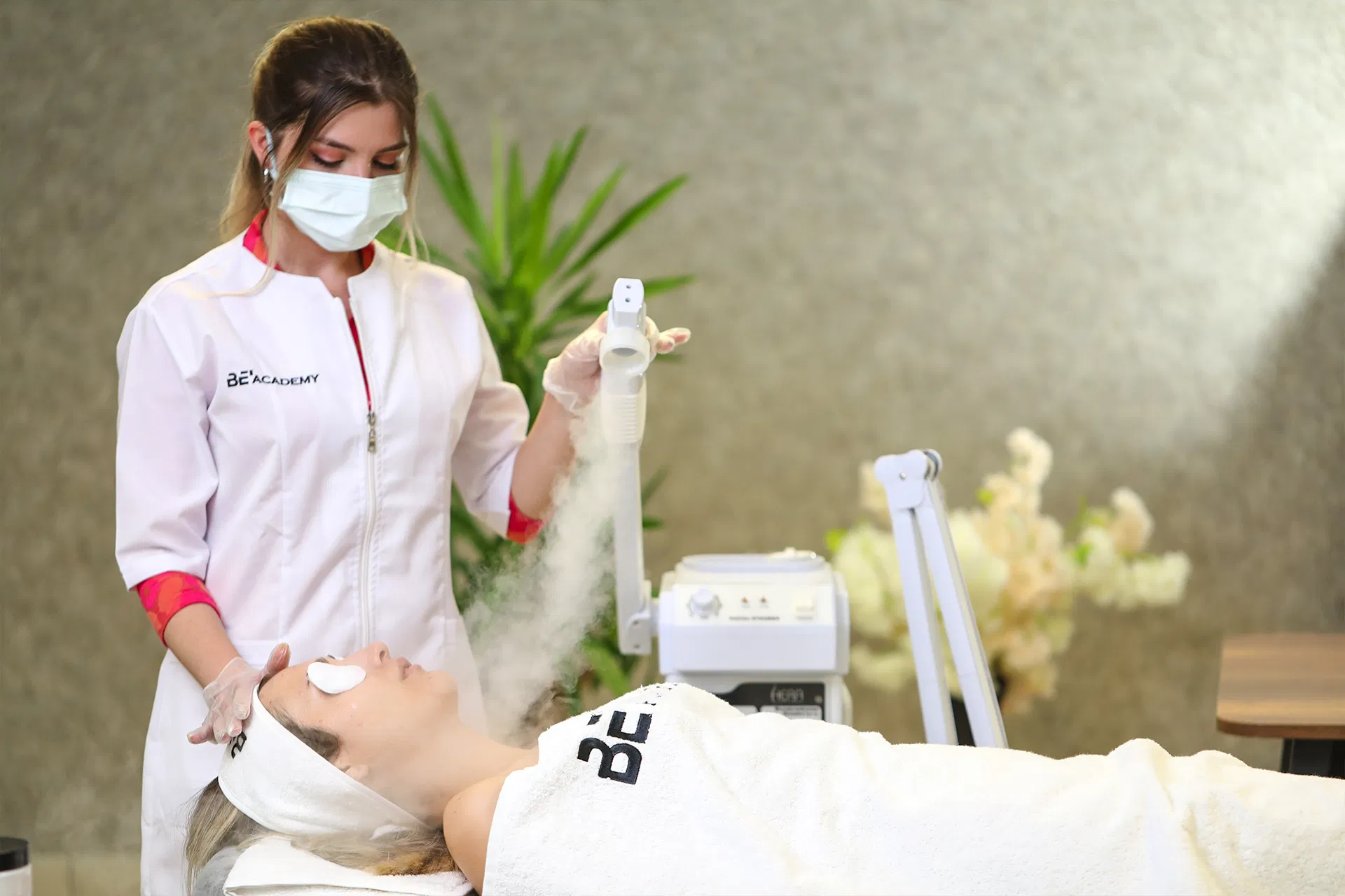 Sinanpaşa Güzellik Uzmanı